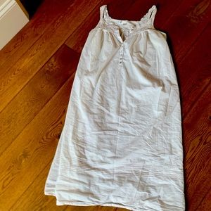 Eileen West lawn 100% cotton nightgown XS